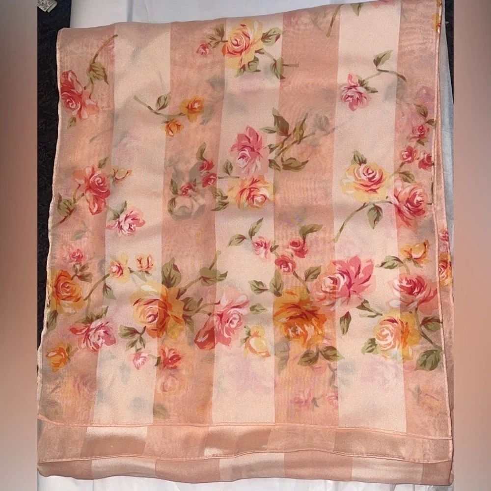 Cejon Rose Floral Scarf NWOT